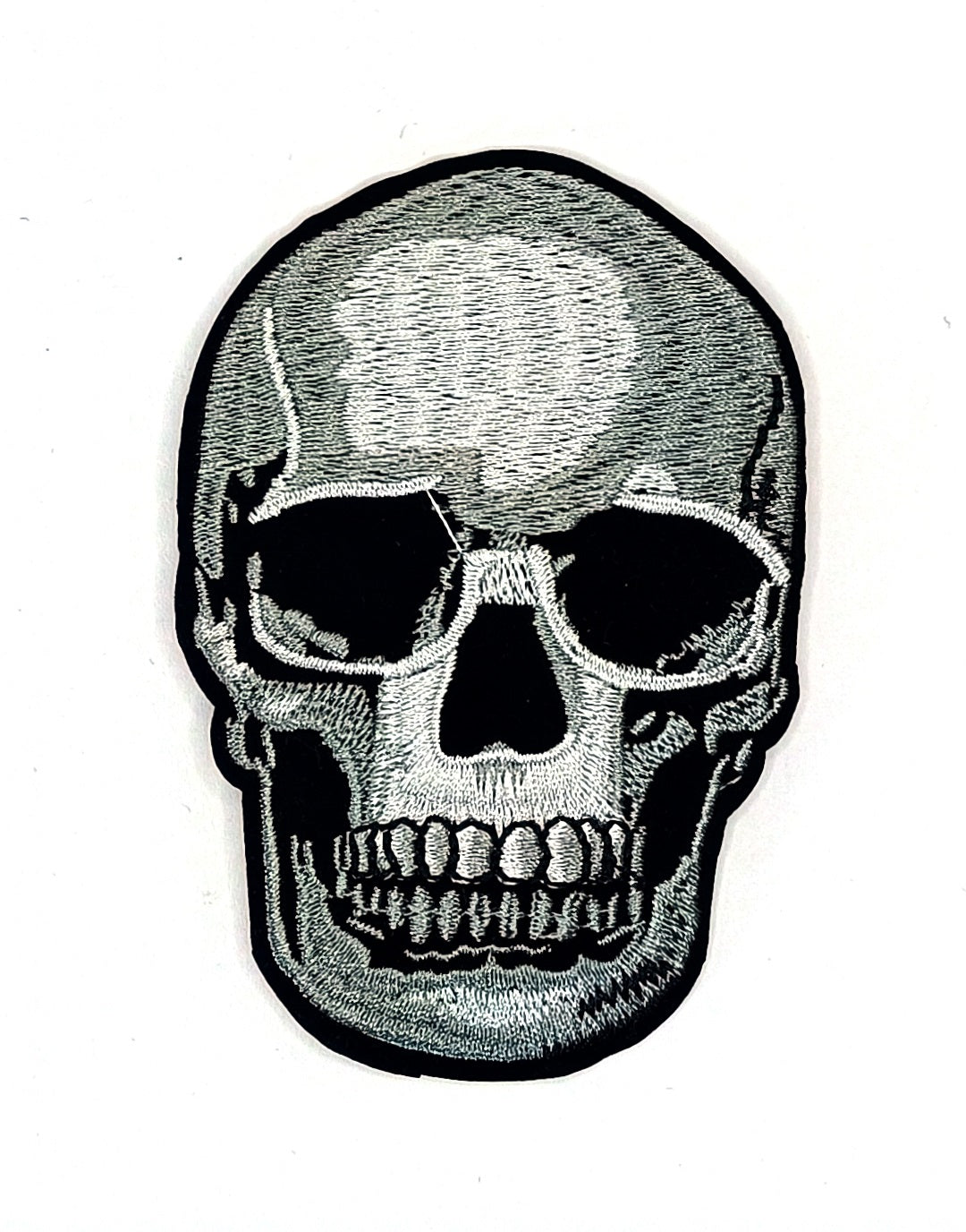 Нашивка "Сребърен Череп" – черно-сребриста термолепенка, 6х9 см