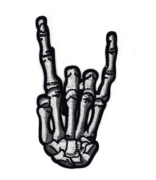 Бродирана нашивка "Rock On" – скелетна ръка, 12x6.3 см, термолепенка